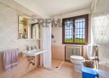Bagno - Casa indipendente Via Villana
4, Reggio nell'Emilia - foto 26