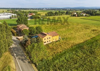 Casa all\'aperto - Casa indipendente Via Villana
4, Reggio nell'Emilia - foto 35