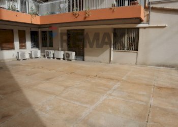 Terrazza - Office via Risorgimento
 
53, Ragusa - photo 22