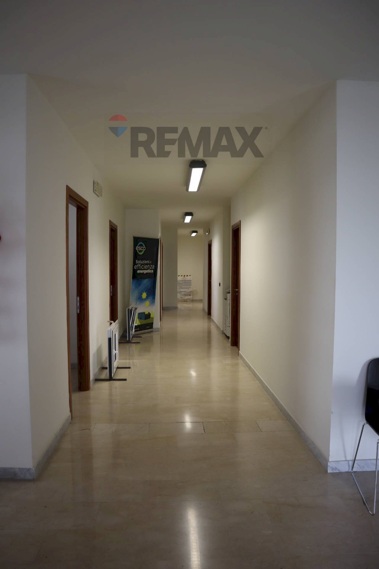 Hall / corridoio - Office via Risorgimento
 
53, Ragusa - photo 2