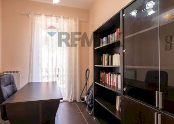 Ufficio - Casa indipendente Via Ippari
 
4, Ragusa - foto 17