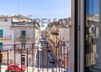Balcone - Casa indipendente Via Ippari
 
4, Ragusa - foto 34