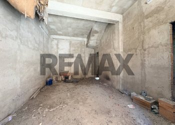 Stanza vuota - Rustico Via ludovico ariosto
 
14, Comiso - foto 7