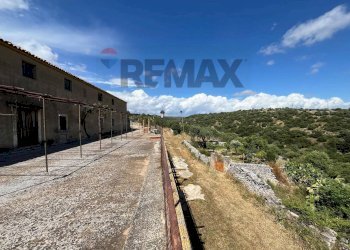 Edificio all\'aperto - Rustico Contrada Cavalusi
 
Snc, Ragusa - foto 3