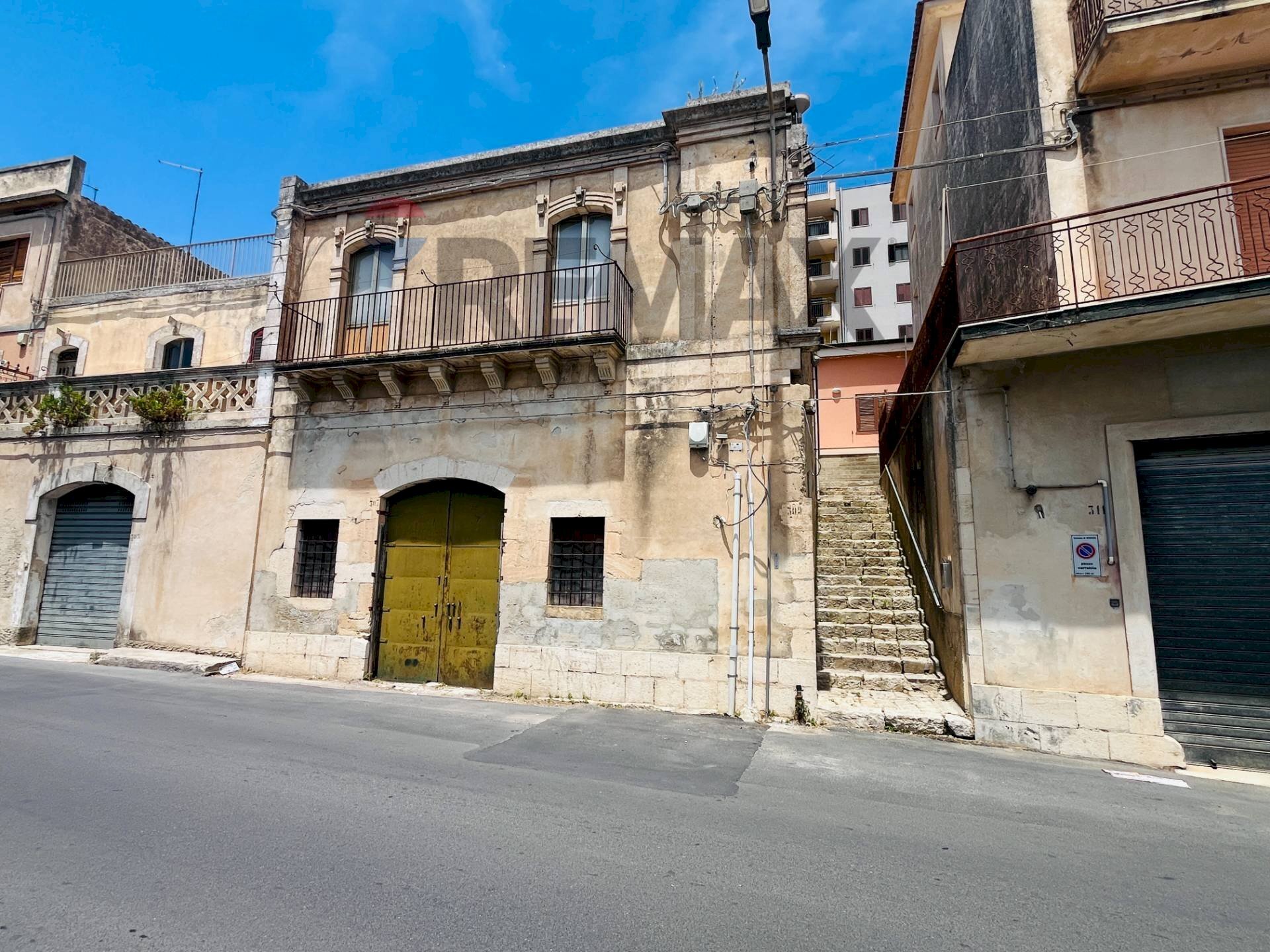 Edificio all\'aperto - Casa indipendente Via Roma
309, Modica - foto 2