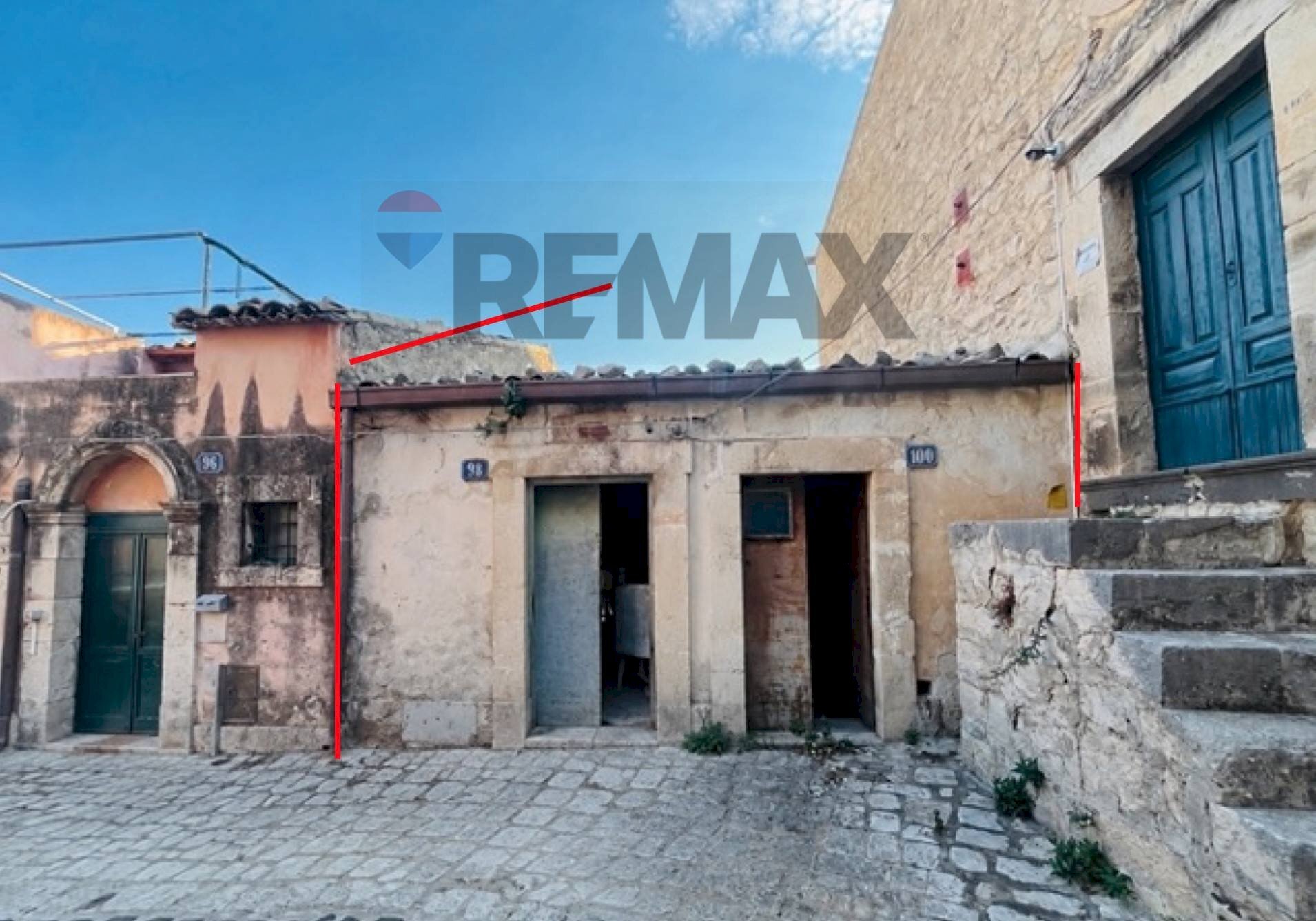 Casa all\'aperto - Independent house Via Vittorio Emanuele III
 
98, Monterosso Almo - photo 1