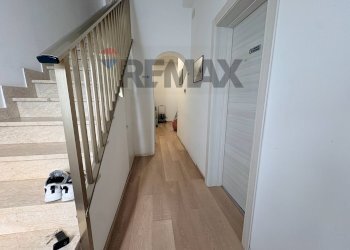 Scale - Two-room apartment Via Caravaggio
 
18, Comiso - photo 11