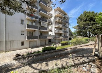 Edificio all\'aperto - Apartment via Ugo la Malfa
 
1, Ragusa - photo 2