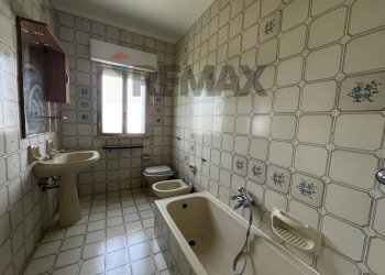 Bagno - Apartment via Ugo la Malfa
 
1, Ragusa - photo 14