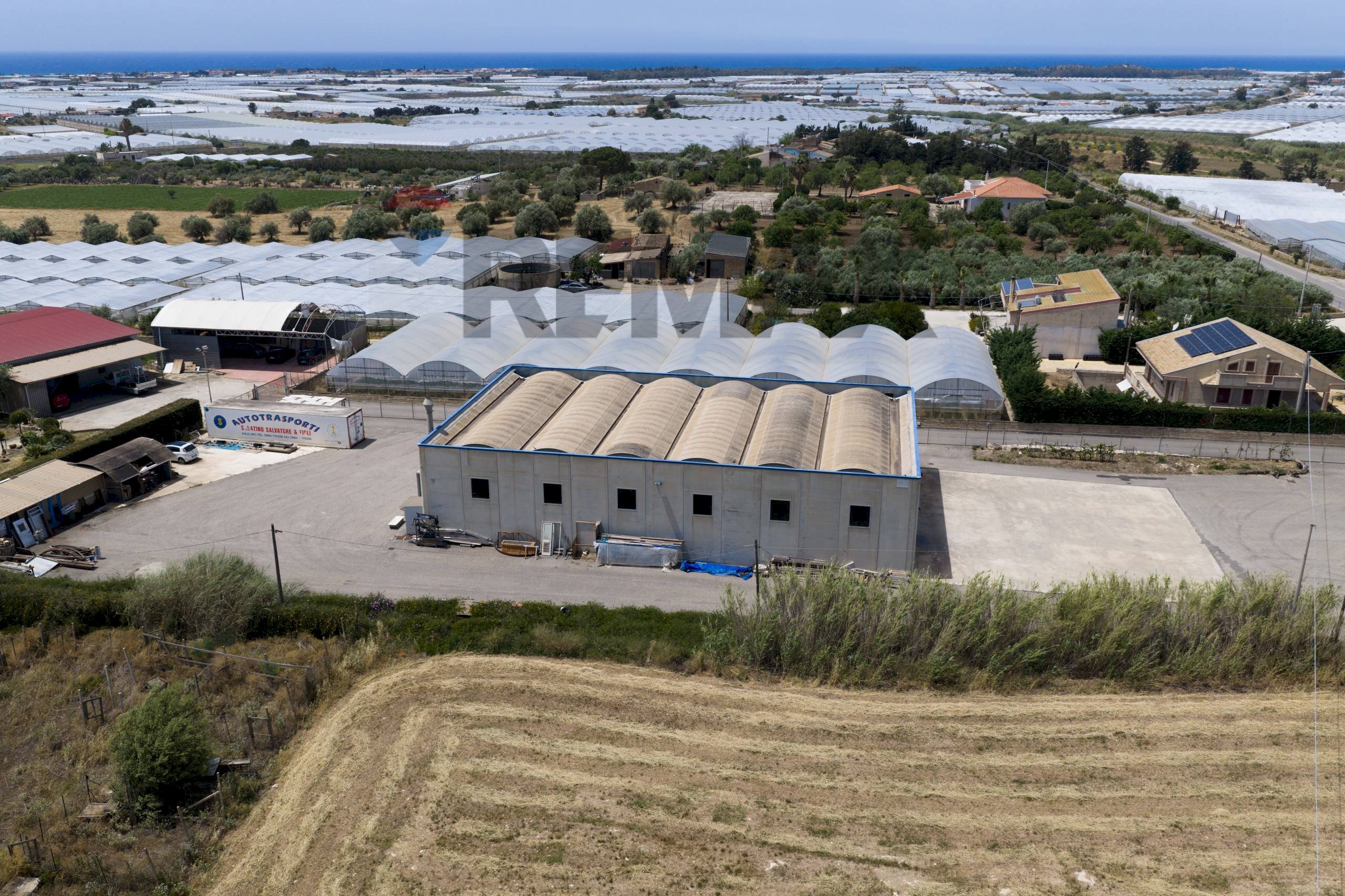 Vista dell\'acqua - Capannone Contrada Cozzo D'Oro
 
203, Santa Croce Camerina - foto 3