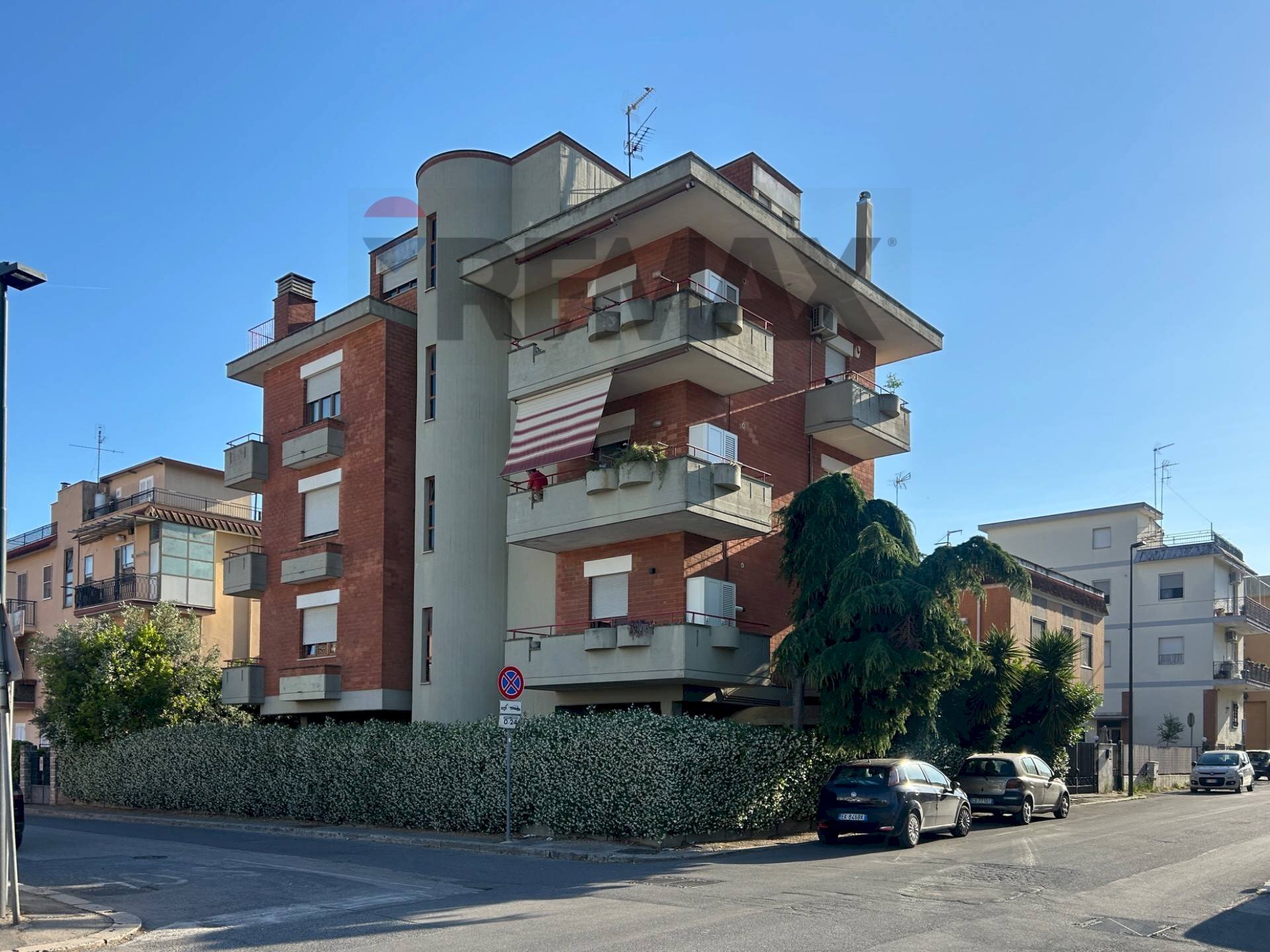 Edificio all\'aperto - Villa Bifamiliare Via Lazio
 
32, Aprilia - foto 1