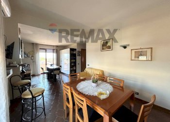 Sala da pranzo - Semi-detached Villa Via Lazio
 
32, Aprilia - photo 13