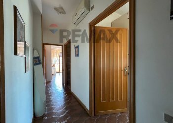 Hall / corridoio - Semi-detached Villa Via Lazio
 
32, Aprilia - photo 19