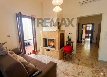 Soggiorno - Casa indipendente Brindisi - foto 4