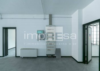 Foto 10 - Negozio PIAZZA UMBERTO PRIMO
25, Meduna di Livenza - foto 10