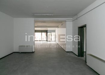 Foto 11 - Negozio PIAZZA UMBERTO PRIMO
25, Meduna di Livenza - foto 11