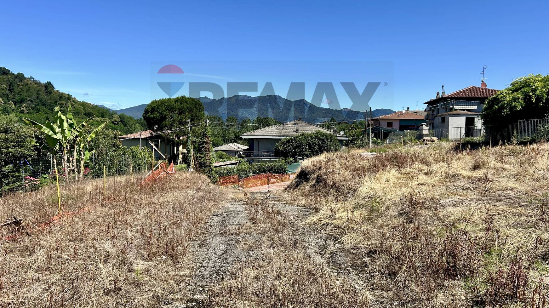 Vista delle montagne - Building land Via Antonio Meucci, Daverio - photo 1