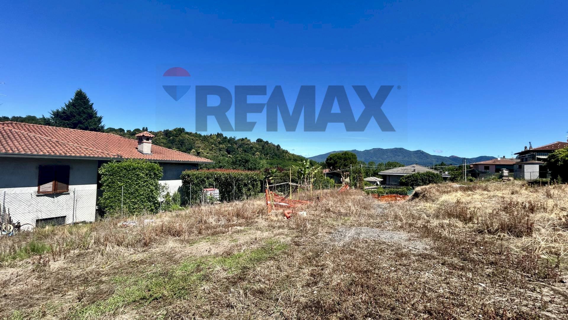 Vista delle montagne - Building land Via Antonio Meucci, Daverio - photo 2