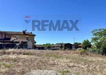 Casa all\'aperto - Terreno edificabile Via Antonio Meucci, Daverio - foto 4