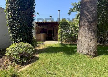 Giardino - Villa Via Belice
 
10, Valderice - foto 13