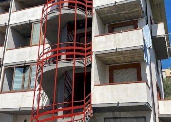 Edificio all\'aperto - Quadrilocale via della madonnuccia
 
24, Città Sant'Angelo - foto 4