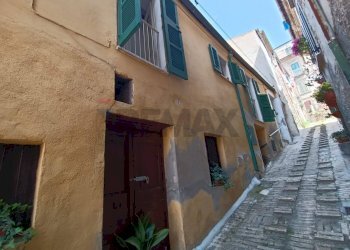 Edificio all\'aperto - Casa semi indipendente Penne - foto 3