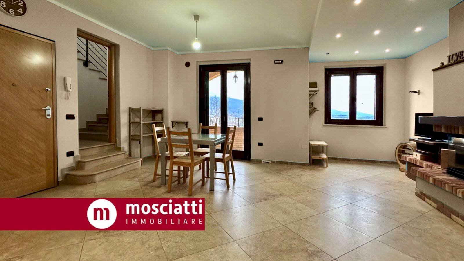 Foto 3 - Villa Bifamiliare Frazione Collina
77, Castelraimondo - foto 3