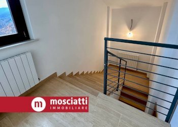 Foto 6 - Villa Bifamiliare Frazione Collina
 
77, Castelraimondo - foto 6