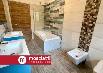 Foto 17 - Villa Bifamiliare Frazione Collina
 
77, Castelraimondo - foto 17