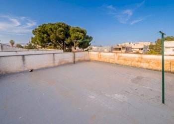 Foto 16 - Villa Via dei Salici
 
18, Manfredonia - foto 16