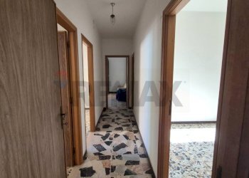 Hall / corridoio - Apartment Oristano - photo 8