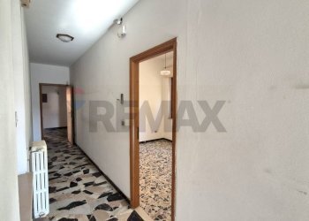 Hall / corridoio - Apartment Oristano - photo 18