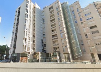 Facciata - Quadrilocale via Dante Alighieri, 205, Taranto - foto 1