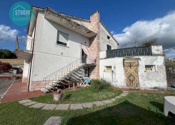 Foto 3 - Independent house via Tevere
 
1, Collazzone - photo 3