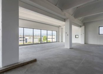 Interno non residenziale - Shed via Pastrengo, Seriate - photo 1
