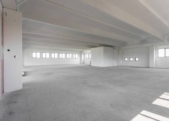 Magazzino - Shed via Pastrengo, Seriate - photo 7