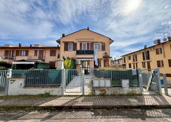 Foto 1 - Bilocale via crocetta
 
79, Valsamoggia - foto 1