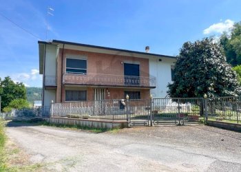 Facciata - Villa via Ugo La Malfa, 22, Mercato Saraceno - photo 46
