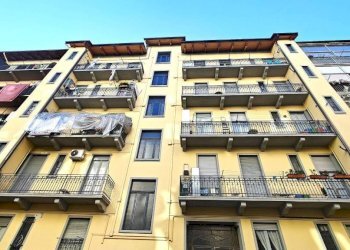 Facciata - Three-room apartment via Giuseppe Talucchi, 32, Torino (neighborhood San Donato) - photo 11