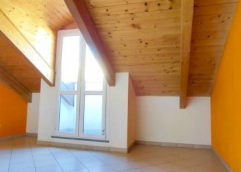 Stanza non arredata - Three-room apartment via Giuseppe Talucchi, 32, Torino (neighborhood San Donato) - photo 6