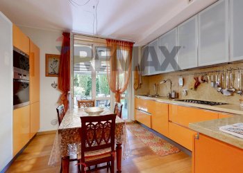 Cucina - Villa Via Passirano
 
20, Vimercate - photo 11
