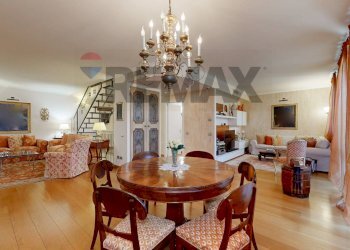 Sala da pranzo - Villa Via Passirano
 
20, Vimercate - photo 19