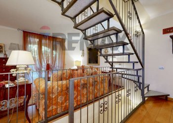 Scale - Villa Via Passirano
 
20, Vimercate - photo 23