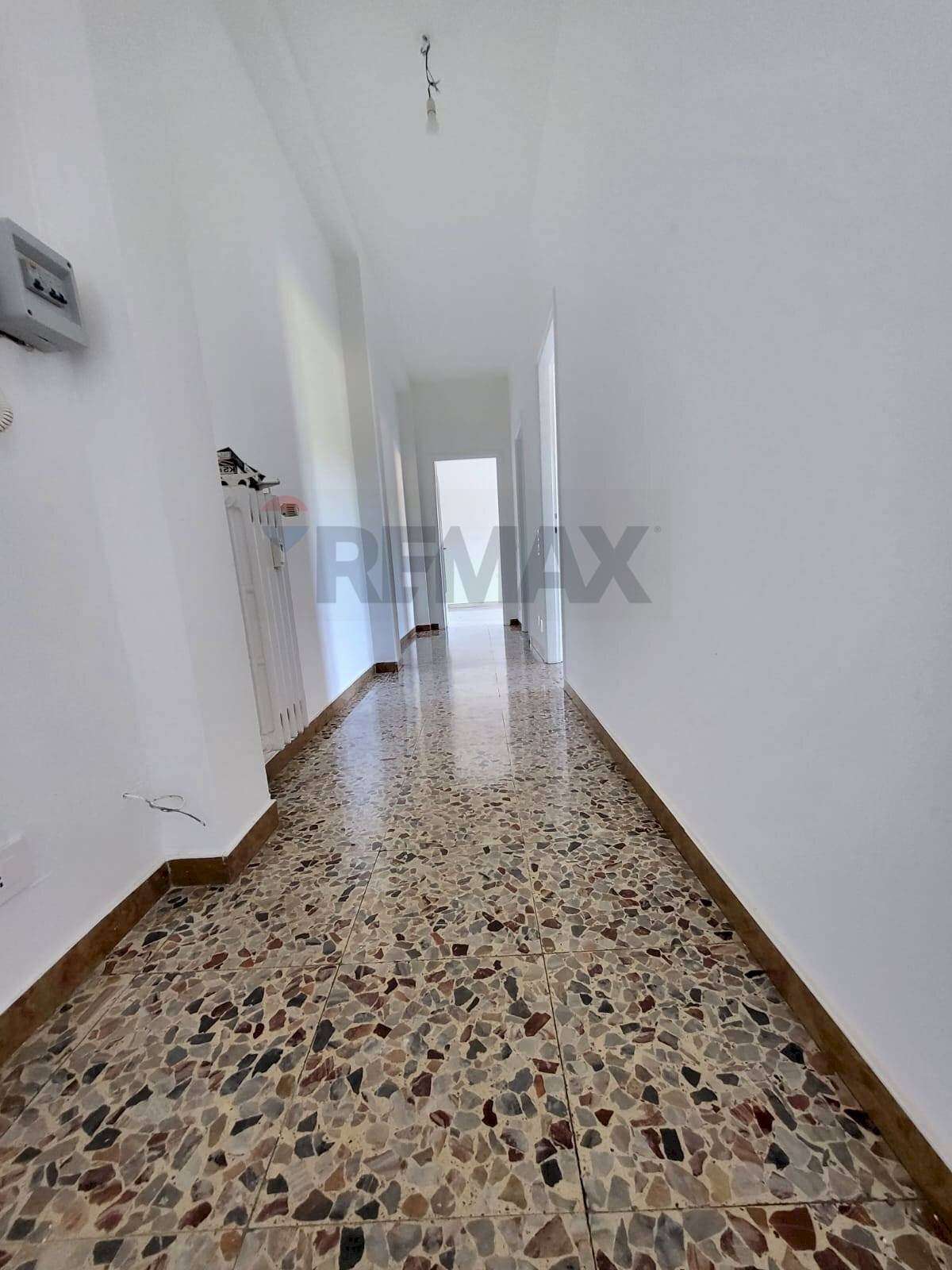 Stanza vuota - Trilocale Trezzo sull'Adda - foto 2