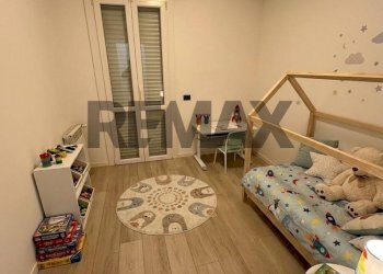 Camera / camera da letto - Quadrilocale Istria
 
2, Fara Gera d'Adda - foto 9