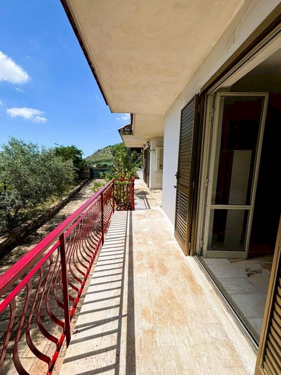 Balcone - Appartamento via Fosse, Spigno Saturnia - foto 1