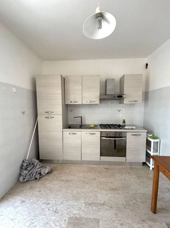 Cucina - Appartamento via Fosse, Spigno Saturnia - foto 2