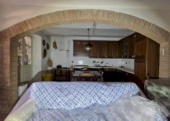Cucina - Rustico via Pozzolo, Montegrosso d'Asti - foto 44