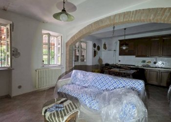 Cucina - Rustic via Pozzolo, Montegrosso d'Asti - photo 46