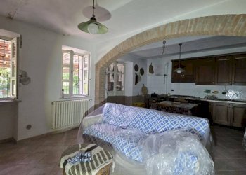 Cucina - Rustic via Pozzolo, Montegrosso d'Asti - photo 47